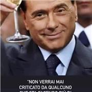 laureando in ingegneria informatica offre lezioni di matematica fisica